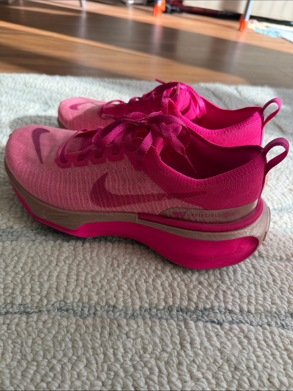 Nike Women’s Hot Pink and Magenta Running Shoes 8